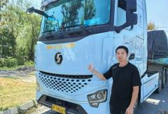 高效運(yùn)輸與舒適駕乘并驅(qū)  延安重卡S700創(chuàng)造運(yùn)輸新價值